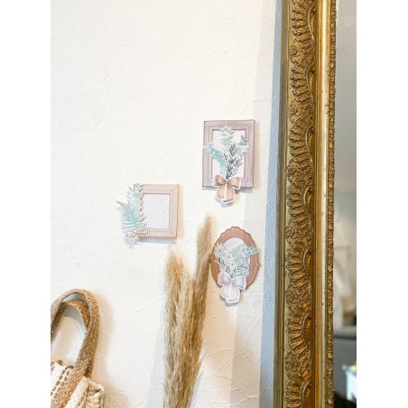 Kit pour créer un tryptique de cadres romantiques en papier