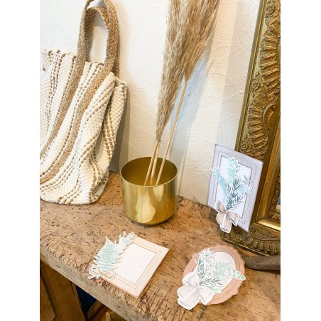 Kit pour créer un tryptique de cadres romantiques en papier